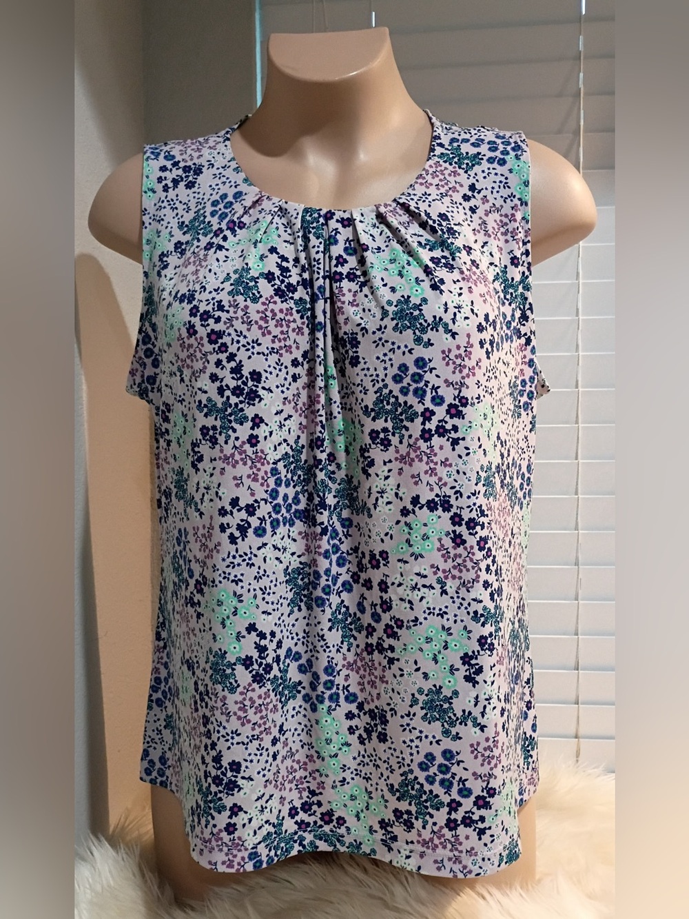 Liz Claiborne Women’s 2X Sleeveless Top